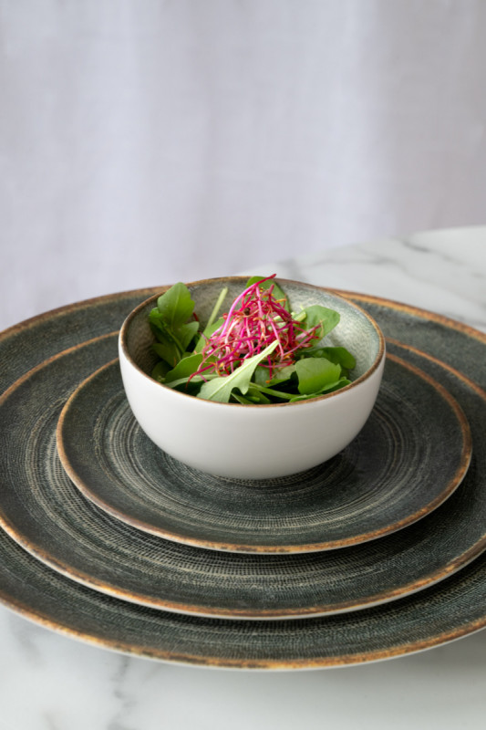 Assiette coupe rond gris anthracite porcelaine Ø 16 cm Terra Pro.mundi